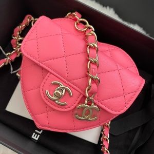 22S Pink heart belt bag